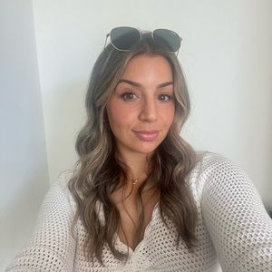 Meet your Posher, Briana